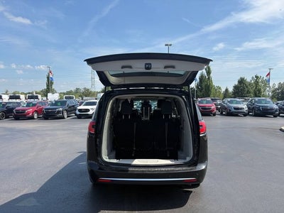 2023 Chrysler Pacifica Hybrid Limited