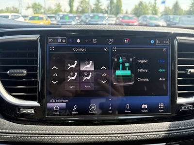 2023 Chrysler Pacifica Hybrid Limited