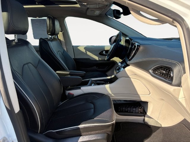 2023 Chrysler Pacifica Hybrid Limited