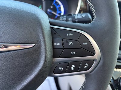 2023 Chrysler Pacifica Hybrid Limited
