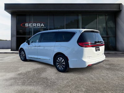 2023 Chrysler Pacifica Hybrid Limited