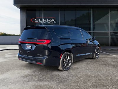 2024 Chrysler Pacifica Limited