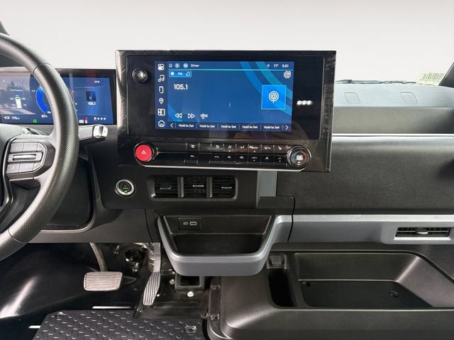 2024 BrightDrop Zevo 600 EJY