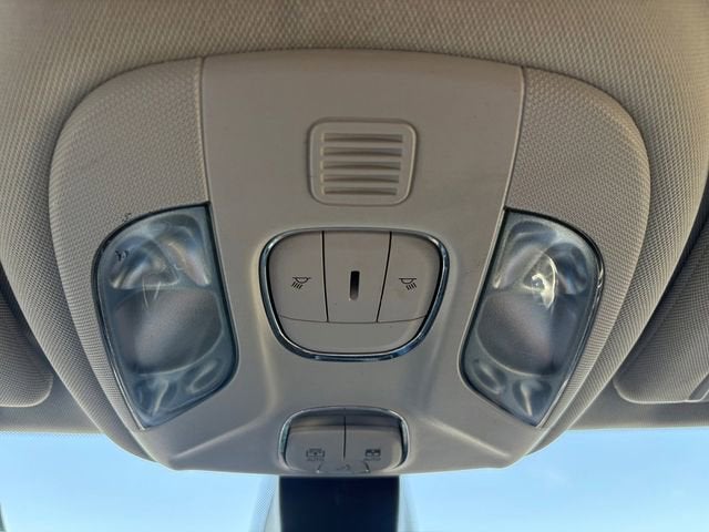 2020 Jeep Compass Latitude w/Sun/Wheel Pkg