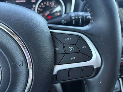 2020 Jeep Compass Latitude w/Sun/Wheel Pkg