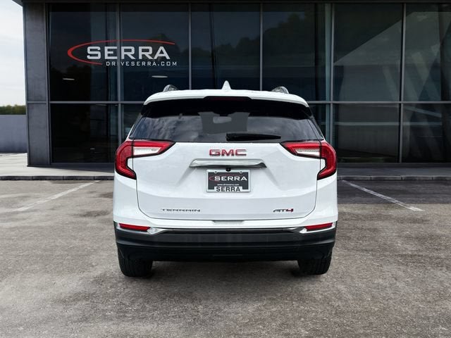 2023 GMC Terrain AT4