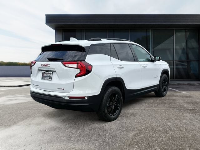 2023 GMC Terrain AT4