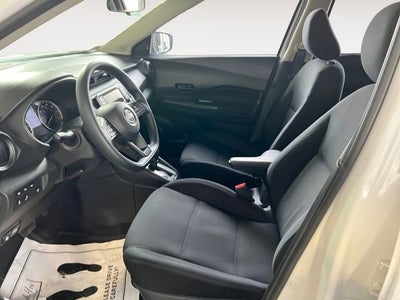 2023 Nissan Kicks S