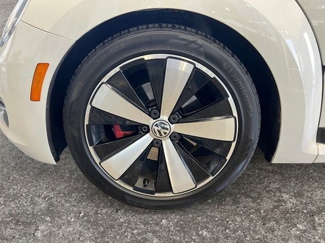 2012 Volkswagen Beetle 2.0T Turbo