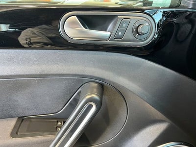 2012 Volkswagen Beetle 2.0T Turbo