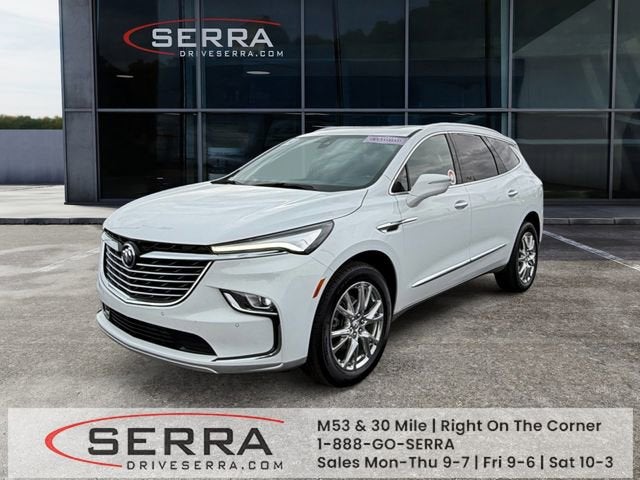 2024 Buick Enclave Essence AWD's photo
