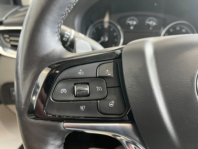 2022 Buick Enclave Essence