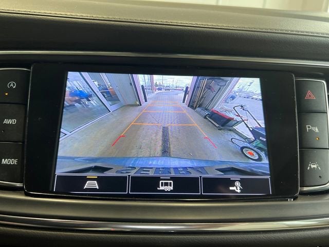 2022 Buick Enclave Essence