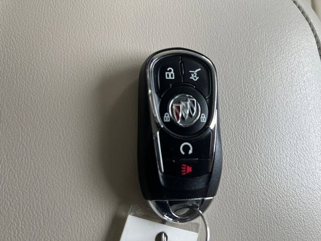 2022 Buick Enclave Essence