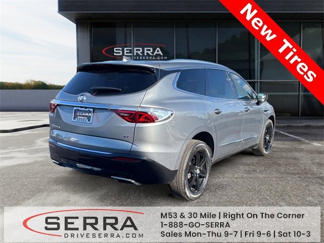 2024 Buick Enclave Essence