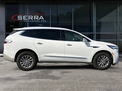 2024 Buick Enclave Essence