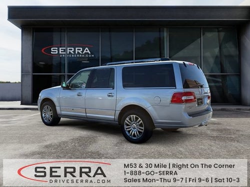 2013 Lincoln Navigator L Base