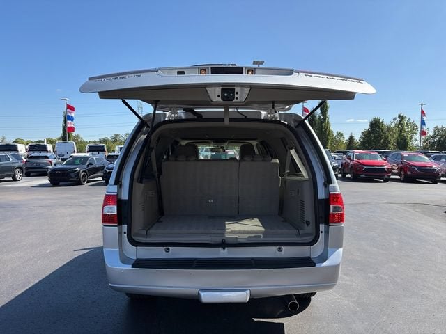 2013 Lincoln Navigator L Base