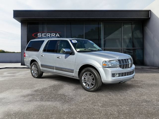 2013 Lincoln Navigator L Base