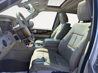 2013 Lincoln Navigator L Base