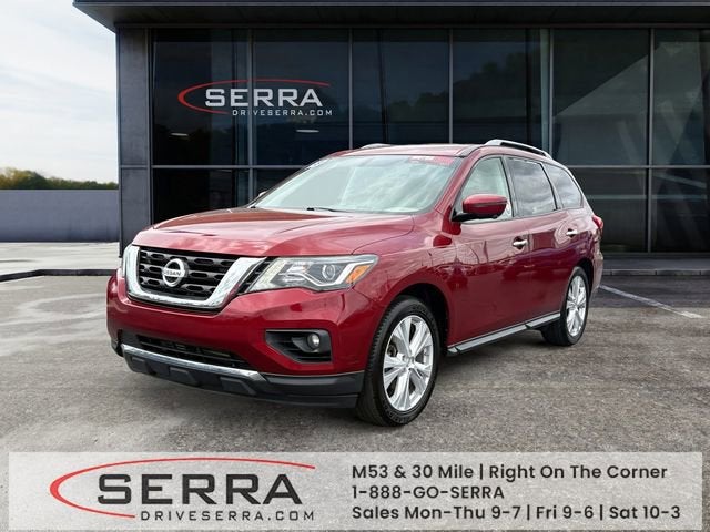 2018 Nissan Pathfinder SL 4WD's photo