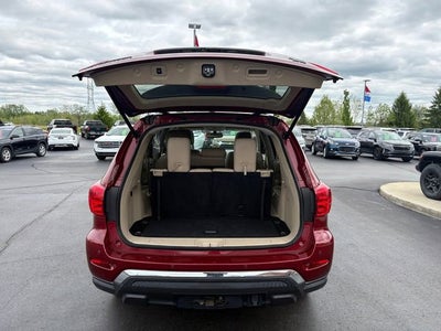 2018 Nissan Pathfinder SL