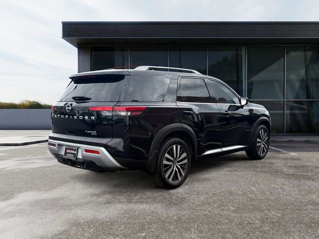 2022 Nissan Pathfinder Platinum
