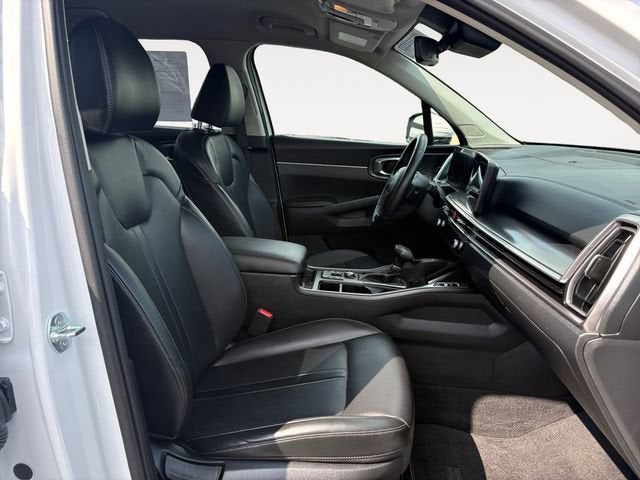 2025 Kia Sorento X-Line EX