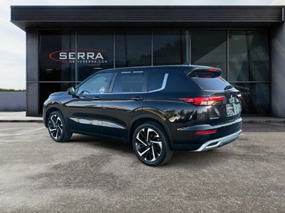 2022 Mitsubishi Outlander SE
