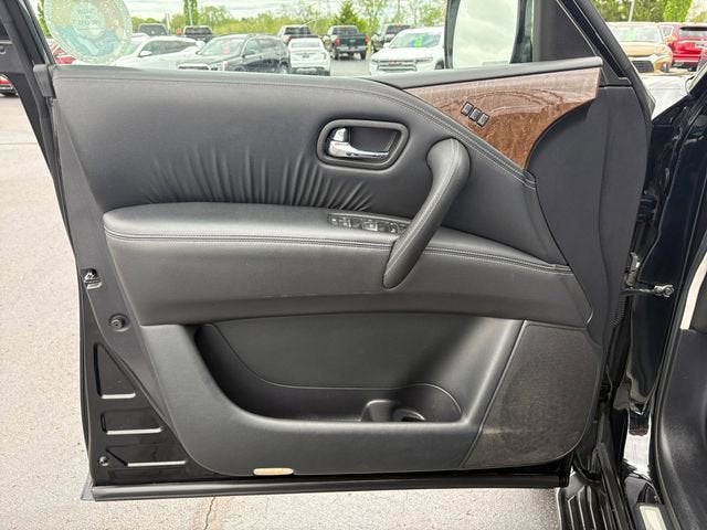 2017 INFINITI QX80 Base