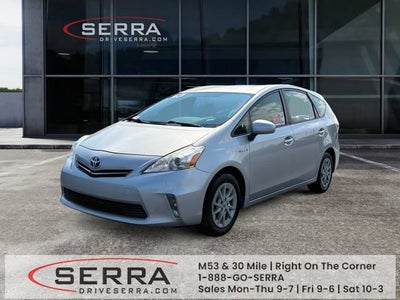 2014 Toyota Prius v Two