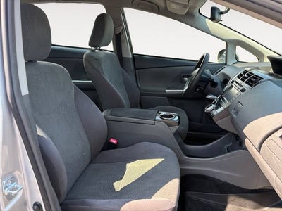 2014 Toyota Prius v Two