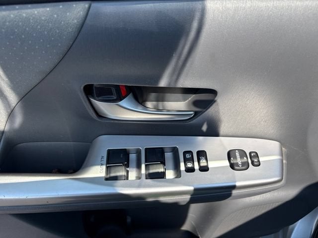 2014 Toyota Prius v Two