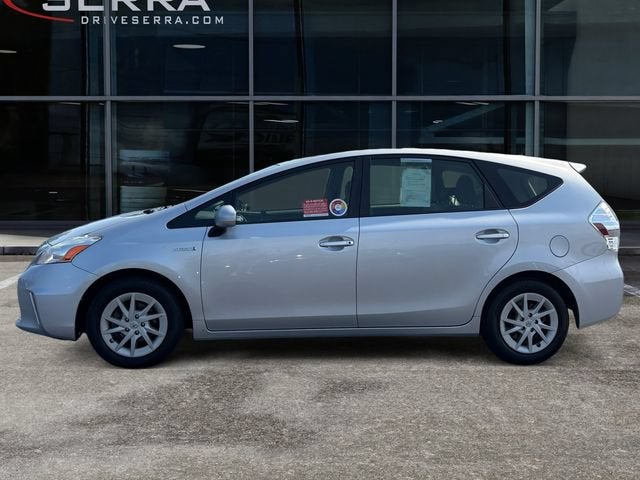 2014 Toyota Prius v Two