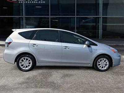 2014 Toyota Prius v Two