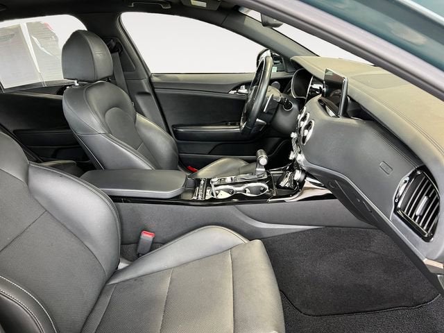 2023 Kia Stinger GT-Line