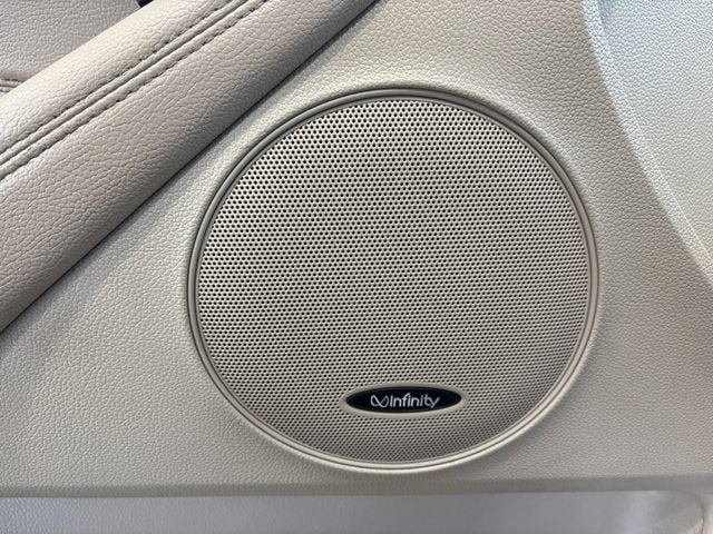 2014 Kia Cadenza Premium