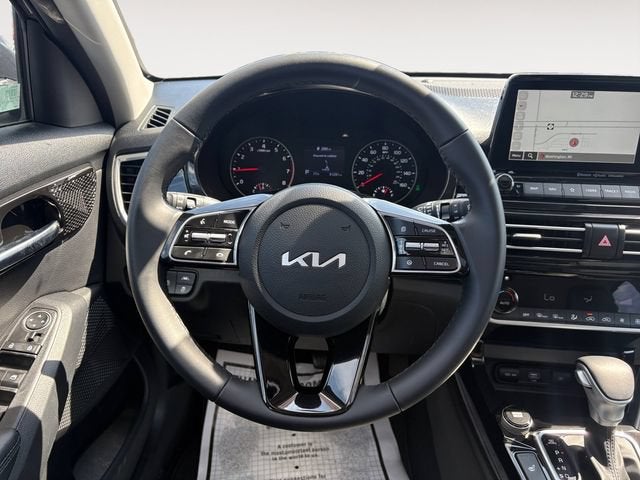 2023 Kia Seltos EX