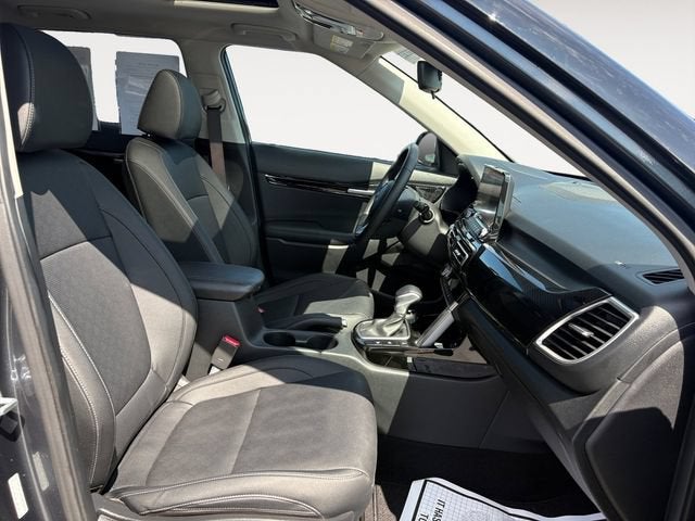 2023 Kia Seltos EX