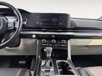 2024 Kia Carnival LX