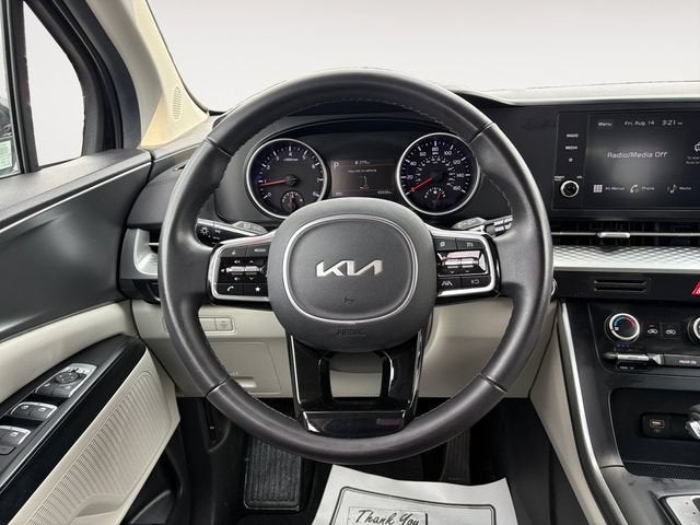 2024 Kia Carnival LX