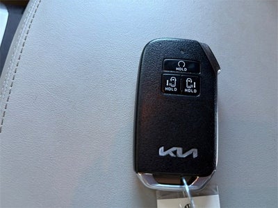 2023 Kia Carnival LX