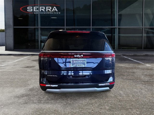 2023 Kia Carnival LX