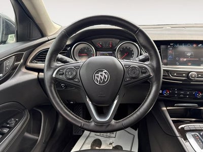 2018 Buick Regal Sportback Essence