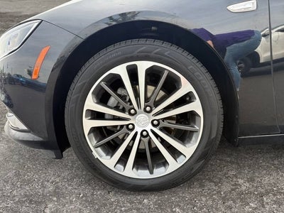 2018 Buick Regal Sportback Essence