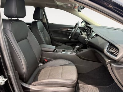2018 Buick Regal Sportback Essence