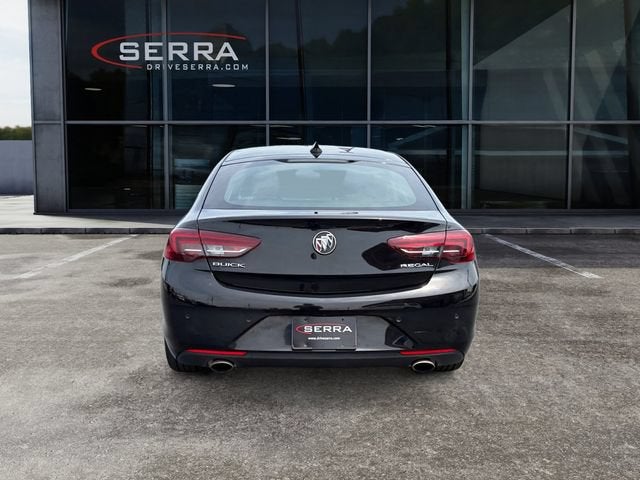 2018 Buick Regal Sportback Essence