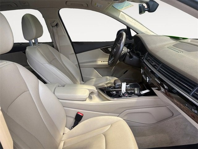 2019 Audi Q7 Premium Plus