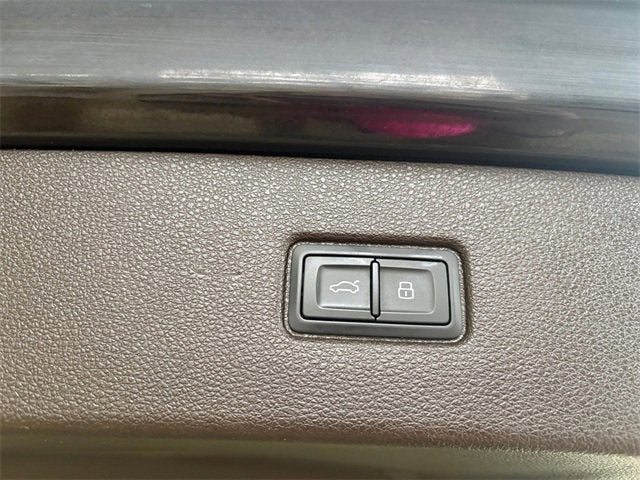 2019 Audi Q7 Premium Plus