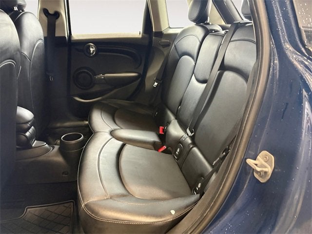 2017 MINI Hardtop 4 Door Cooper